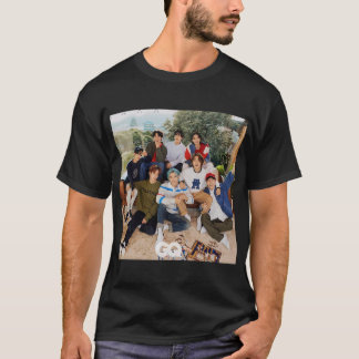 Camiseta Niños abandonados GQ SKZ kpop ot8 bang chan lee kn