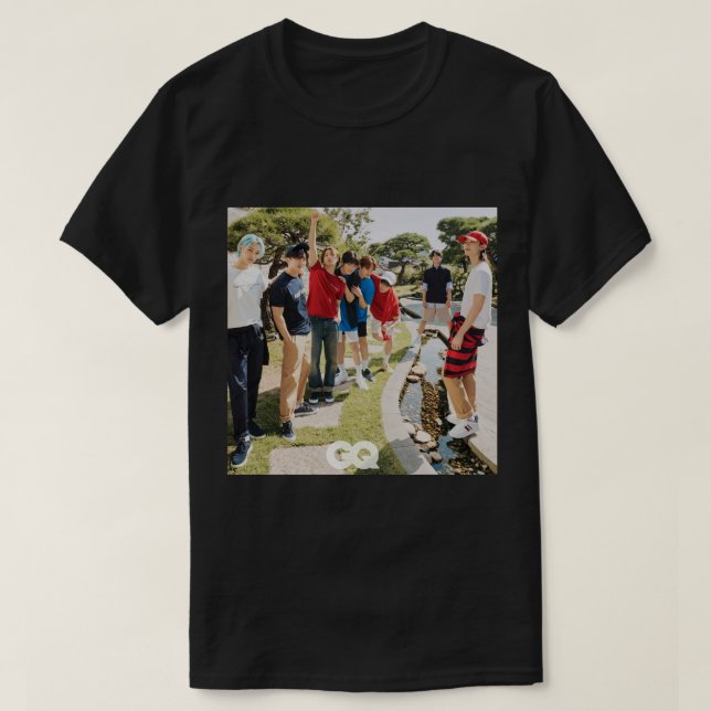 Camiseta Niños abandonados GQ SKZ kpop ot8 bang chan lee kn (Diseño del anverso)