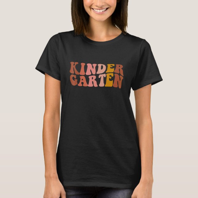 Camiseta Niños Chicas arcoiris Equipo de maestros Kindergar (Anverso)