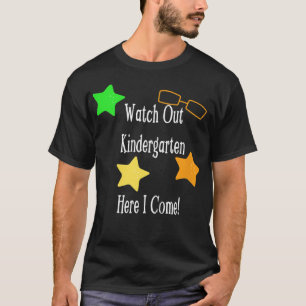 Camiseta Niños Cuidado Infantil Aquí Vengo Estrellas Unis