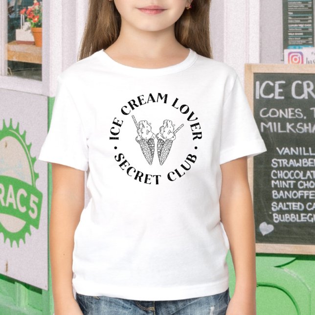 Camiseta Niños Cute Ice Cream Cone Lover (In-Context, girl in front of ice cream shop)