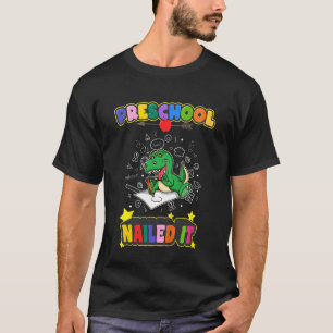 Camiseta Niños De Preescolar Encarcelados En El Jardín De N