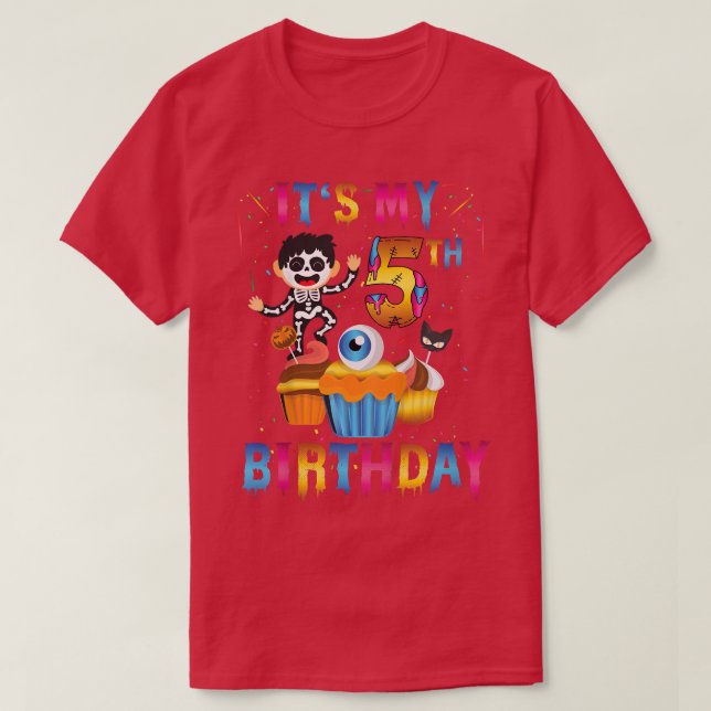Camiseta Niños: Es mi salón de esqueletos de cumpleaños (Diseño del anverso)
