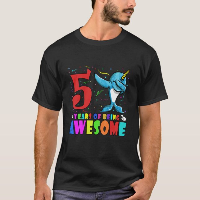 Camiseta Niños Fiesta De Cumpleaños Dabbing Narwhal - 5 Año (Anverso)