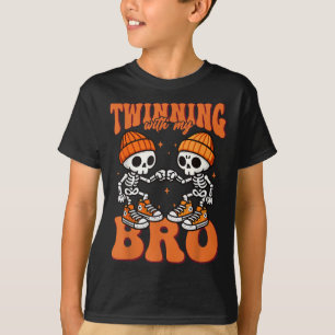 Camiseta Niños gemelos que ganan la fiesta de Halloween mej