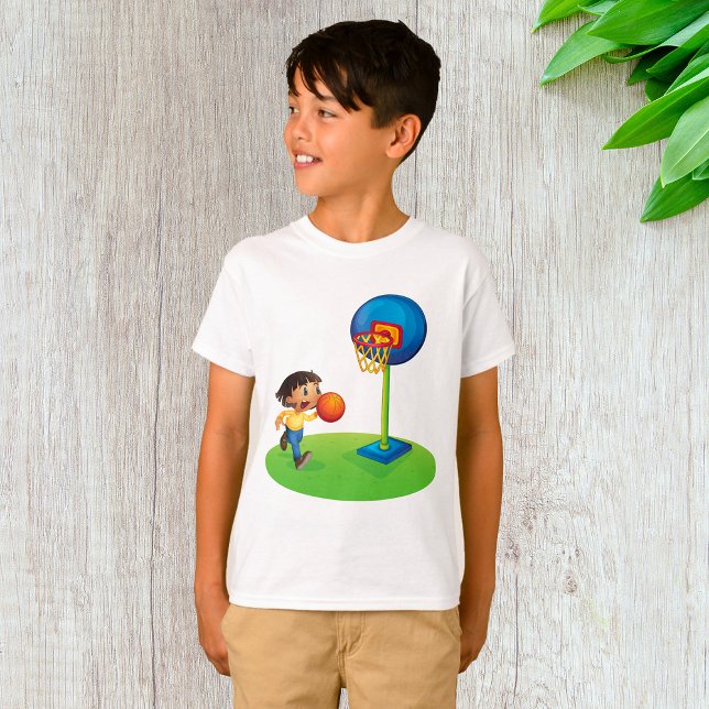 Camiseta Niños jugando básquetbol con deportes de entreteni (Subido por el creador)