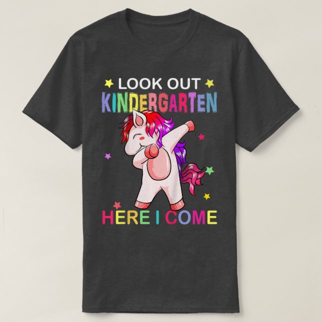 Camiseta Niños Miran El Jardín De Niños Aquí Vengo Unicorni (Diseño del anverso)