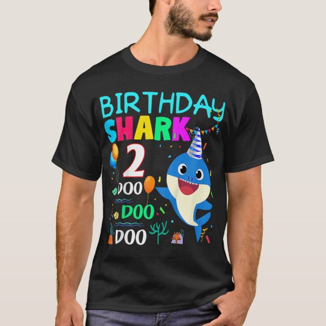 Camiseta Niños niños beben tiburón de dos años de edad Doo  (Anverso)