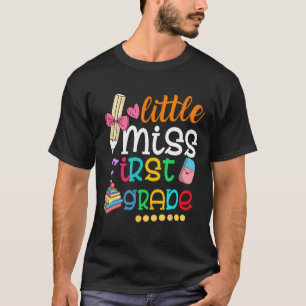 Camiseta Niños Pequeña Miss Primer Grado De Vuelta Al Coleg