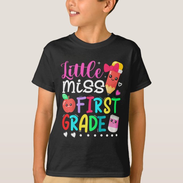 Camiseta Niños Pequeña Miss Primer Grado De Vuelta Al Coleg (Anverso)