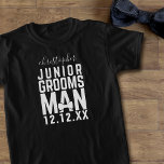 Camiseta Niños personalizados Junior Groomsman Black T-Shir<br><div class="desc">¡Trata a tus novios jóvenes a que coincidan con los camisetas júnior! Solo tienes que añadir su nombre y la fecha de su boda y conseguir que los huéspedes se unan con su amabilidad. Ropa perfecta para ensayos bodas</div>