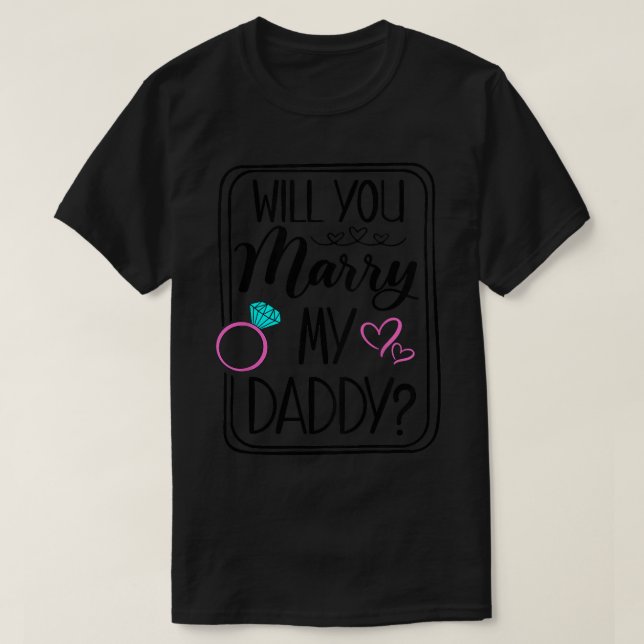Camiseta Niños Se Casarán Con Mi Papá Comprometido Mamá Pap (Diseño del anverso)