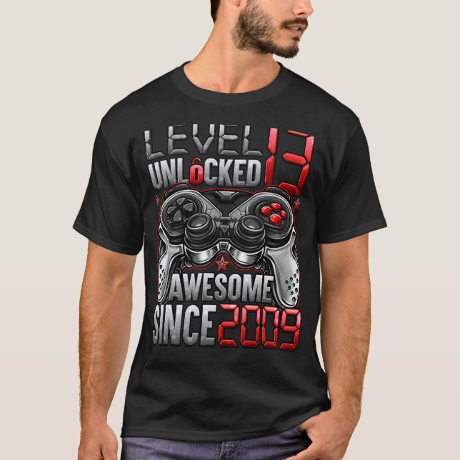 Camiseta Nivel 13 desbloqueado increíble desde 2009 13º cum (Anverso)