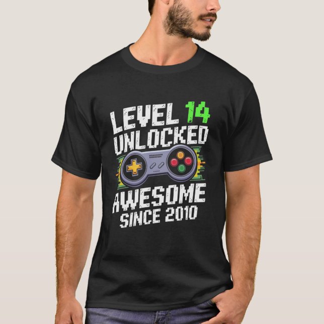 Camiseta Nivel 14 desbloqueado increíble desde 2010 14º cum (Anverso)