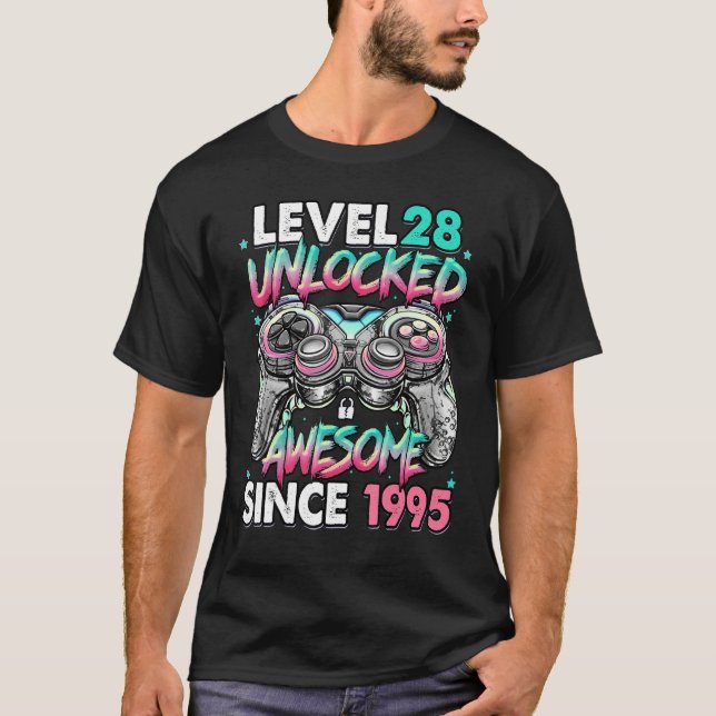 Camiseta Nivel 28 desbloqueado increíble desde 1995 28º cum (Anverso)