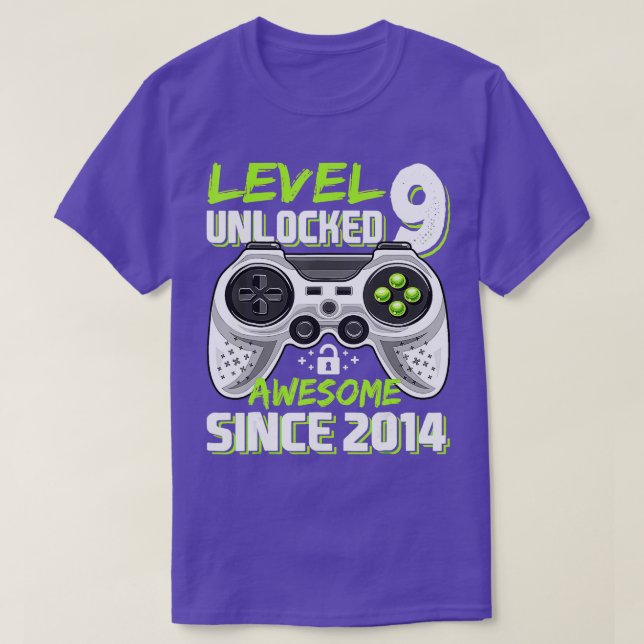 Camiseta Nivel 9 Desbloqueados Impresionante videojuego 201 (Diseño del anverso)