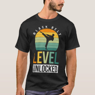 Camiseta Nivel del cinturón negro desbloqueado 3