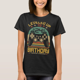 Camiseta Nivel Hasta 24 Retro 24th Birthday Gamer Decor Boy