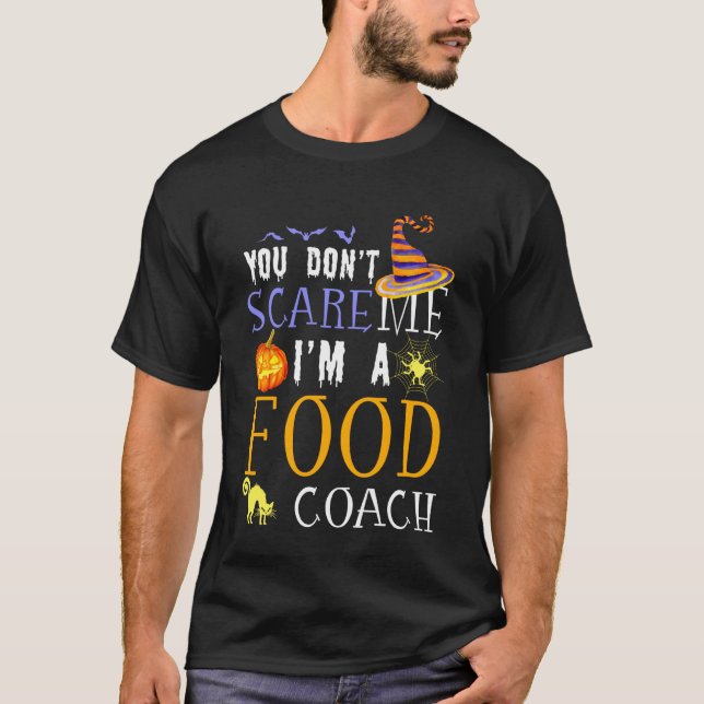 Camiseta No Asustas Entrenador de Comida Halloween Dicho Di (Anverso)