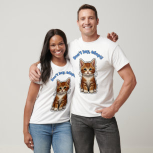 Camiseta ¡No Compres, Adopta! – Calcomanía de Promoción de