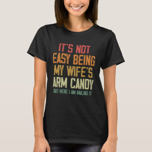 Camiseta No es fácil ser mi esposa un fanático canoso