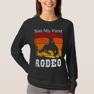 Camiseta No es mi primer rodeo Cowgirl Horse Sunset