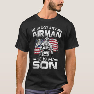 Camiseta No Es Solo Un Airman, Es Mi Hijo Graduado En USAF.