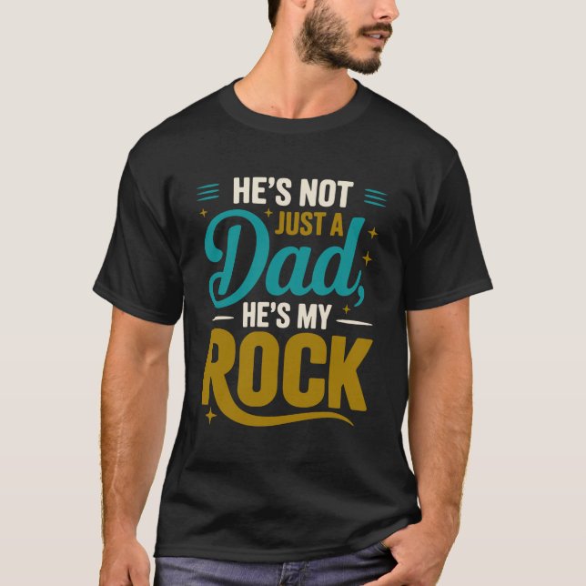 Camiseta No es solo un papá, es mi rock (Anverso)