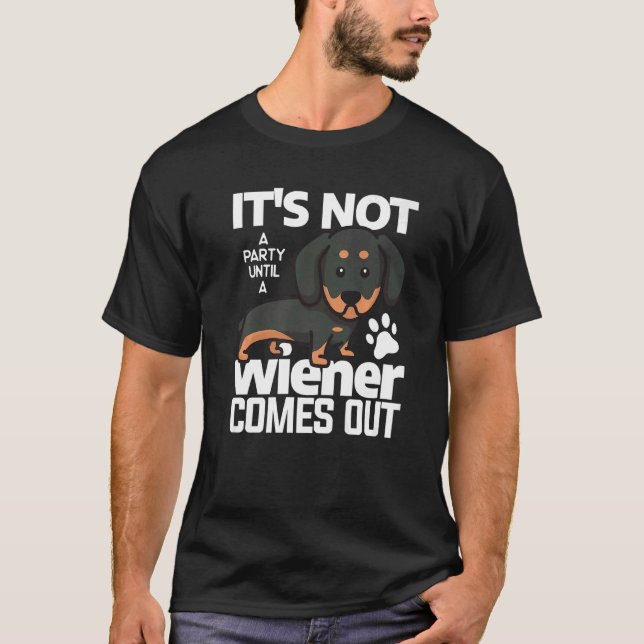 Camiseta No es un Fiesta hasta que un viejito sale de Dachs (Anverso)