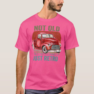 Camiseta No es viejo, solo diversión retro Camioneta roja v