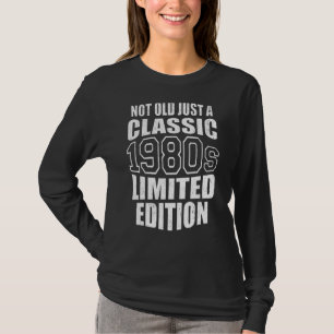 Camiseta No es viejo, solo un clásico de los ochenta