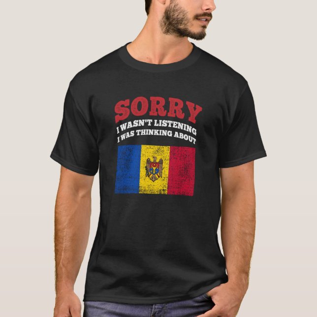 Camiseta No escuchaba que pensaba en Moldavia (Anverso)
