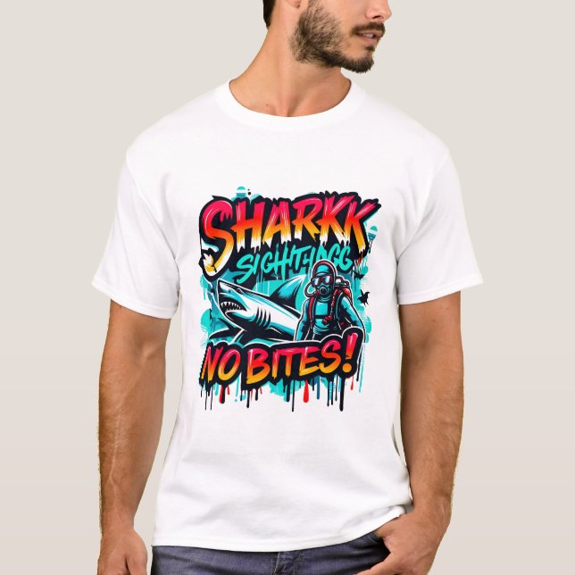 Camiseta ¡No hay mordeduras de tiburón! Buceador de jaulas  (Anverso)