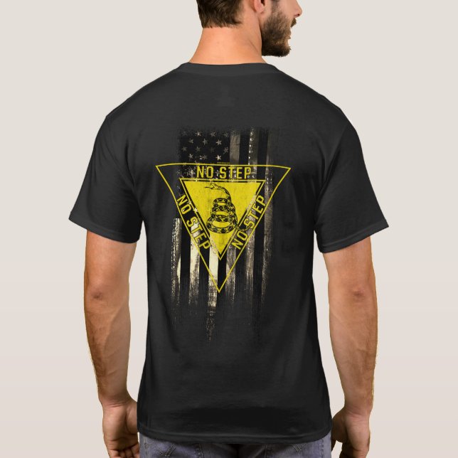 CAMISETA NO HAY PASO EN EL SNAKE DESIERTO TAN LA BANDERA ES (Reverso)