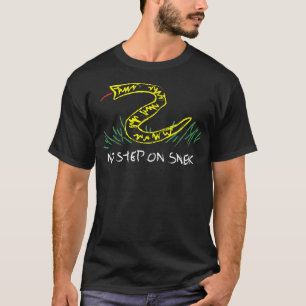 Camiseta No hay paso en la bandera de Snek Gadsden