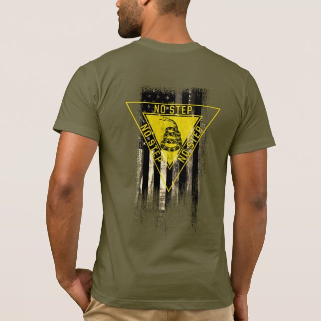CAMISETA NO HAY PASO EN LA BANDERA ESTADOUNIDENSE (Reverso)