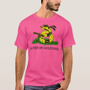 Camiseta No hay paso en la pantalla sólida
