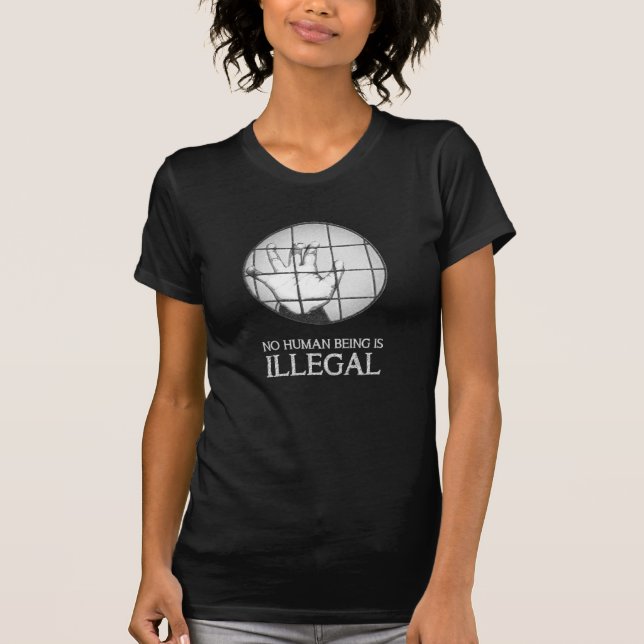 Camiseta No hay ser humano ilegal (Anverso)