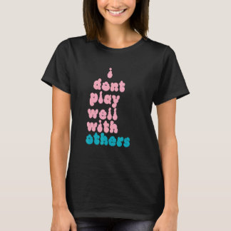 Camiseta No juego bien con otros Persona individual 5