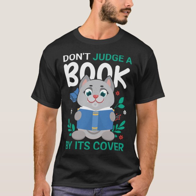 Camiseta No juzgue un libro por su biblioteca de diversione (Anverso)