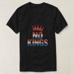 Camiseta No Kings Protest T-Shirt<br><div class="desc">A bold protest design featuring the phrase “No Kings.” Inspired by classic activist posters and the idea that people stand against authoritarian rule. Perfect for rallies,  protests,  or anyone who supports freedom and democratic values.</div>