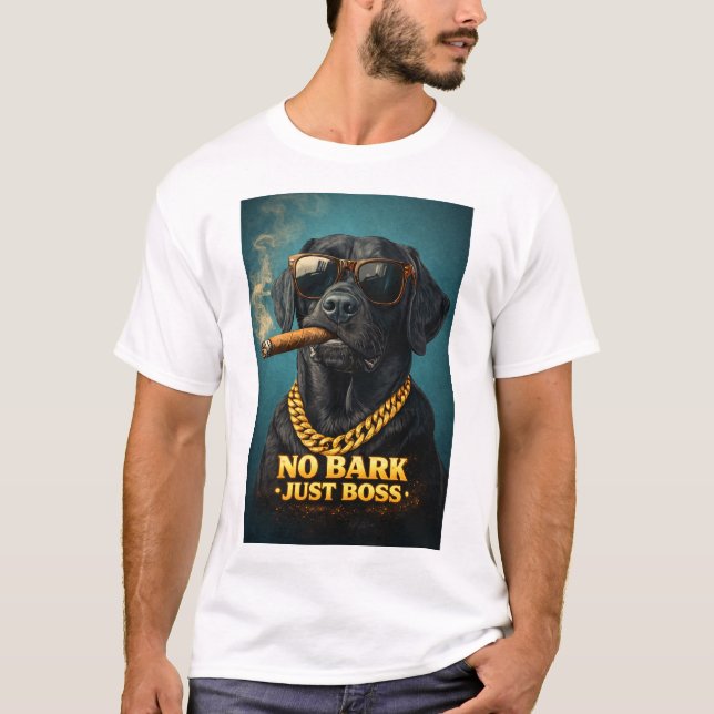 Camiseta No Ladra Solo Manda – Perro Poderoso con Cigarro y (Anverso)
