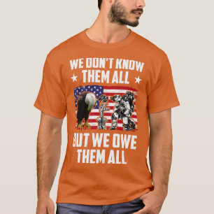 Camiseta No Los Conocemos A Todos, Pero Les Debemos A Todos