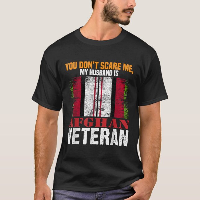 Camiseta No me asustas, mi marido es afgano, veterano. (Anverso)