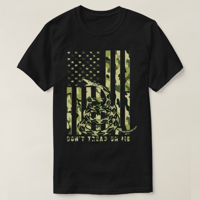Camiseta No me enseñen la bandera estadounidense de mi camo (Diseño del anverso)