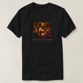 Camiseta "No me juzgues por haber tenido fusión espinal"