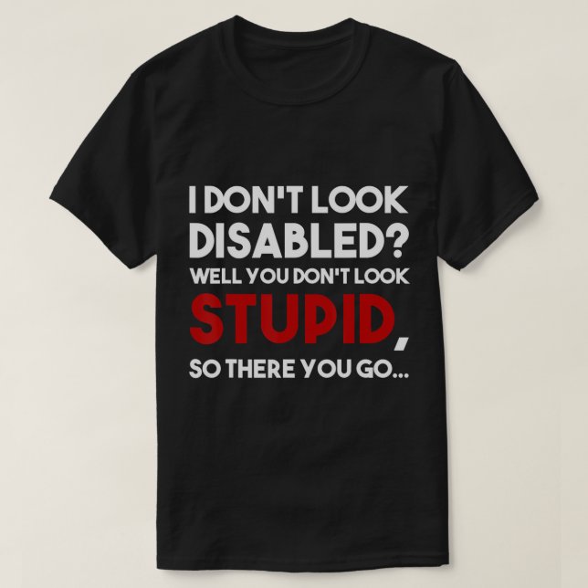 Camiseta No parezco veterano con amputación en silla de rue (Diseño del anverso)