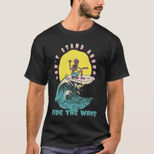 Camiseta No pases a caballo por el Wave Retro Surfer Pre