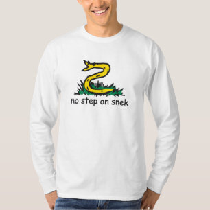 Camiseta No pisotear a la serpiente memes parodia de Gadsde