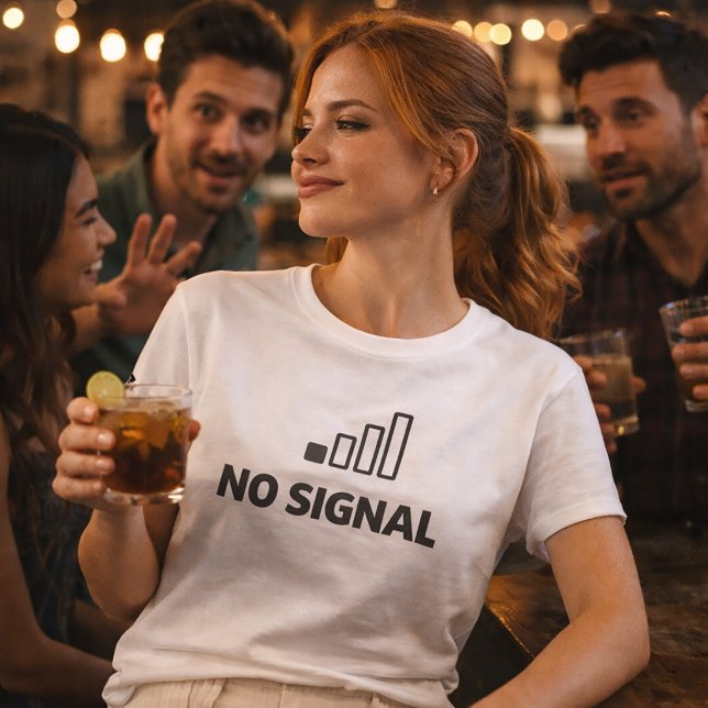 Camiseta No Signal Minimal Tech Humor T-Shirt (Subido por el creador)